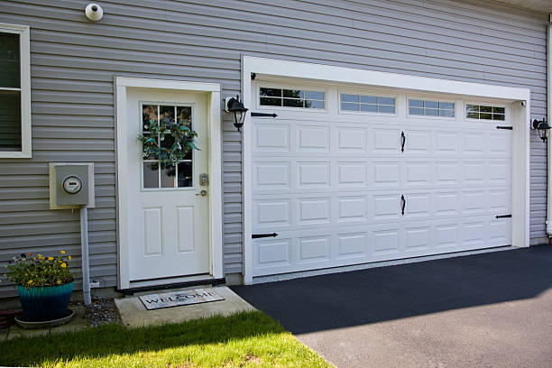 24/7 Emergency Garage Door Roller Replacement experts in Brisbane, CA